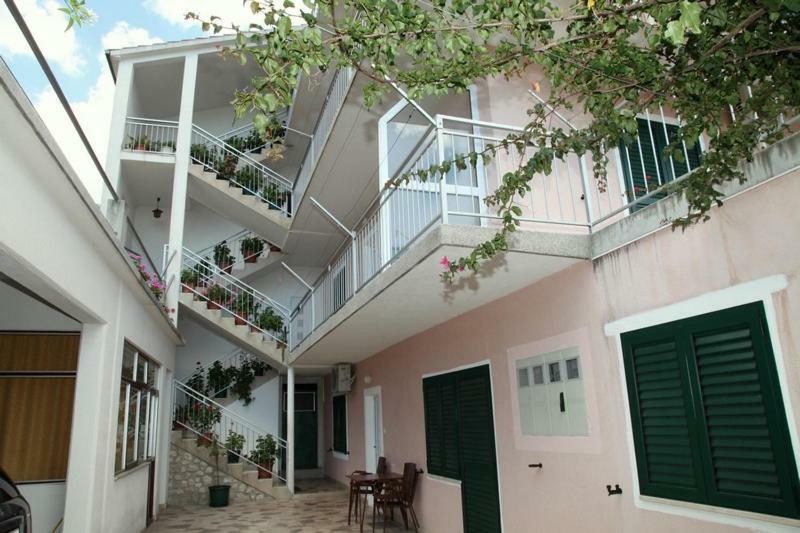 Apartments Villa Ravlic Makarska Exterior foto